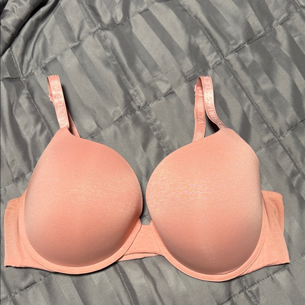 Victoria's Secret Pink Bra 38D t-shirt push-up